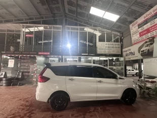Rửa xe ô tô không chạm An Phú Bình Dương