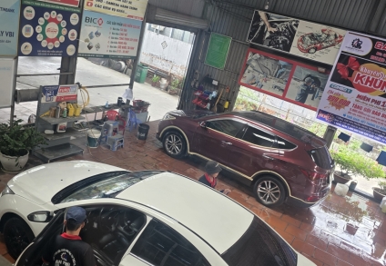 Tại Auto An Phú rửa xe siêu sạch, siêu thơm