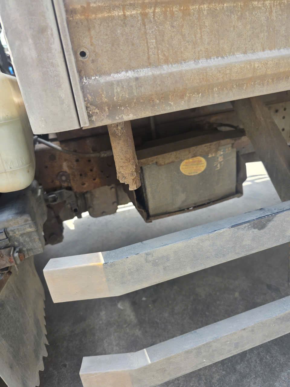 Sửa chữa gầm xe tải