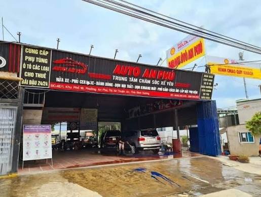Kiểm tra khoang động cơ