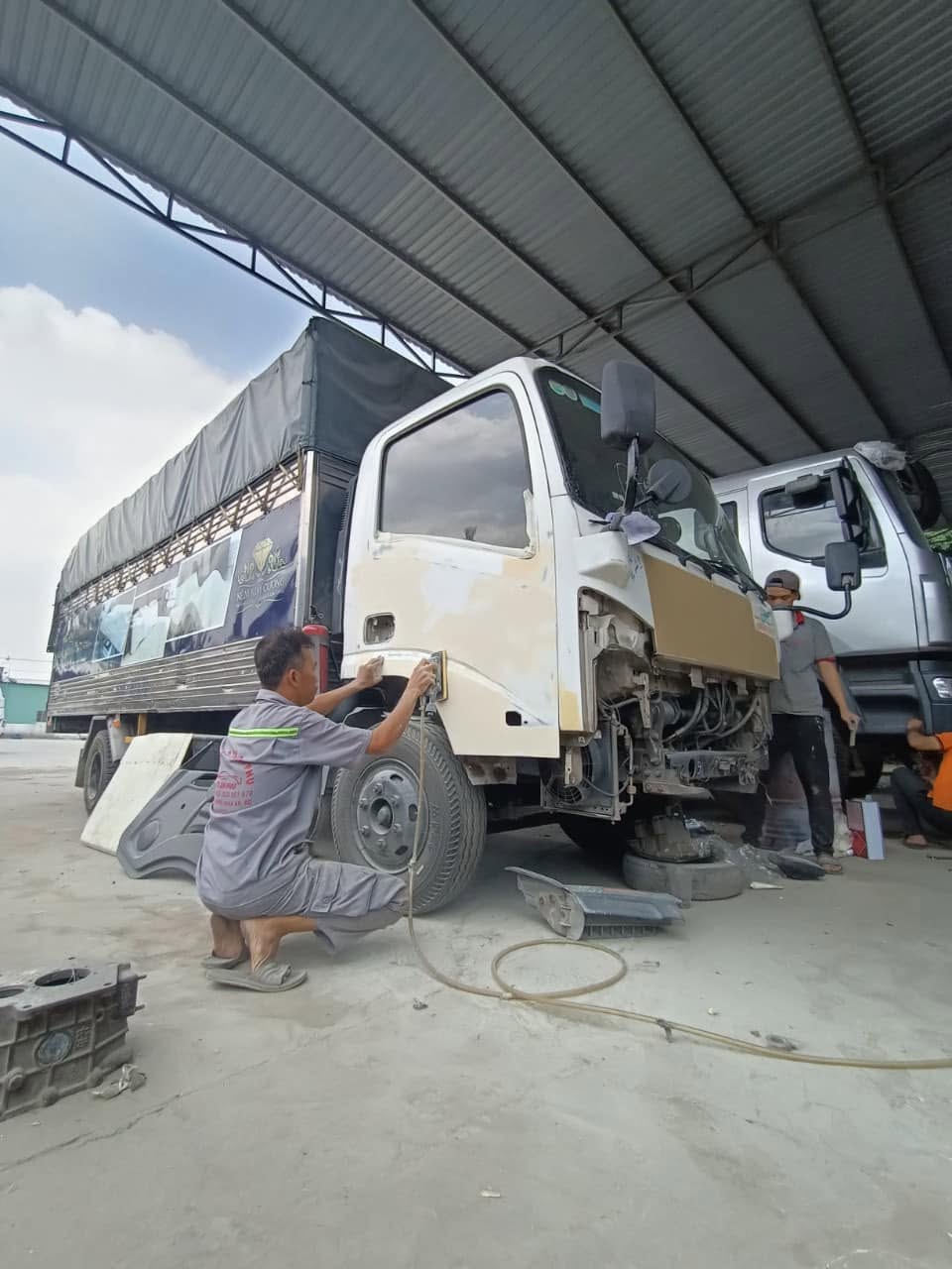 Lọc gió động cơ bị bẩn